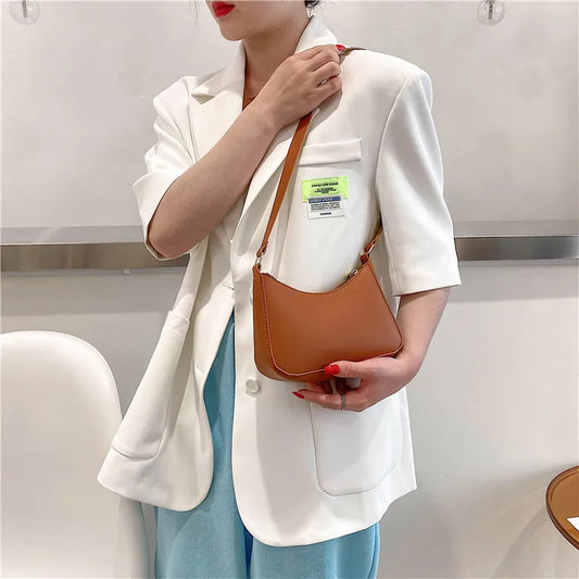 retro bag for classy women
